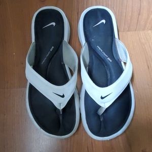 Nike flip flops